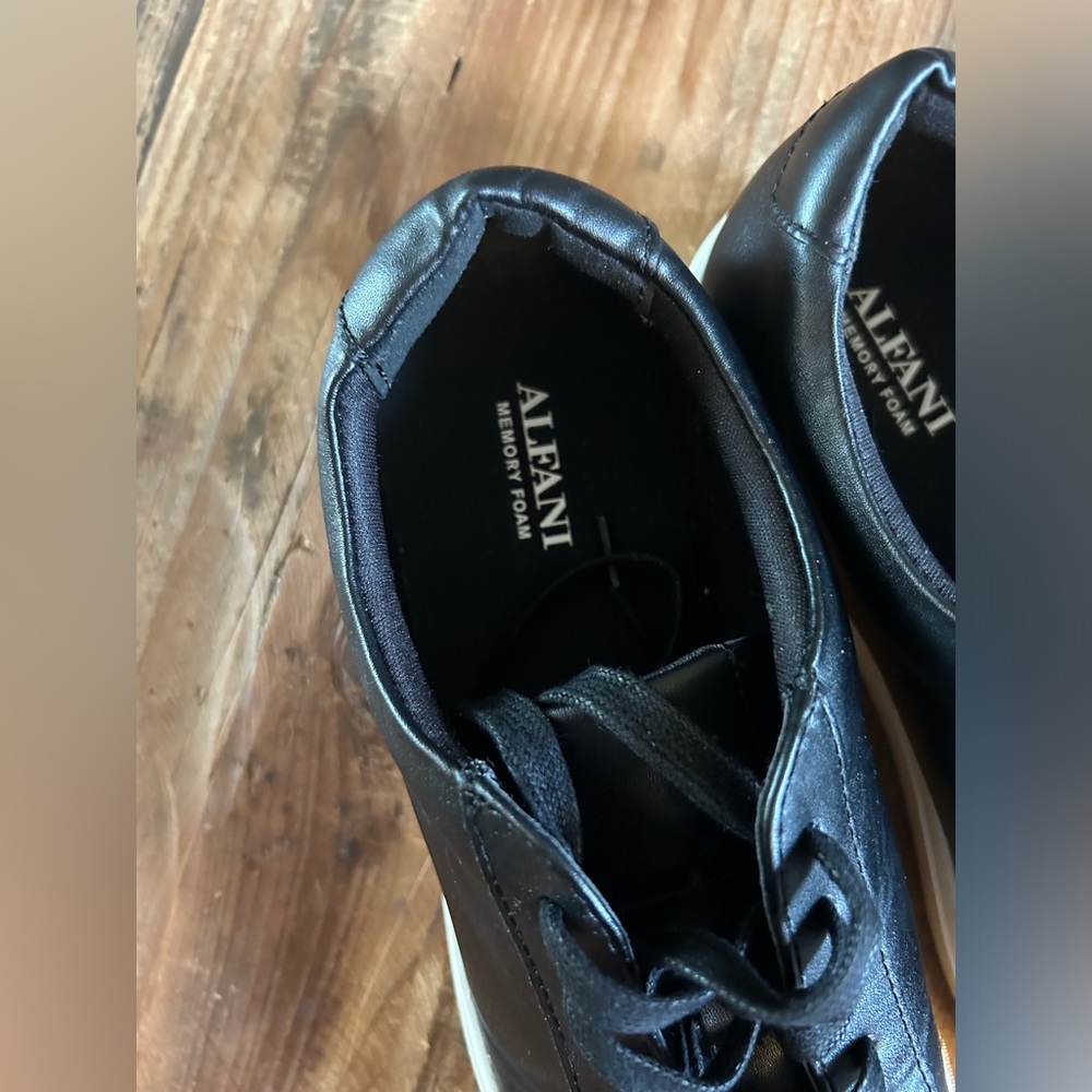 Alfani Black Leather Men’s Sneakers, size 9 - Picture 4 of 7